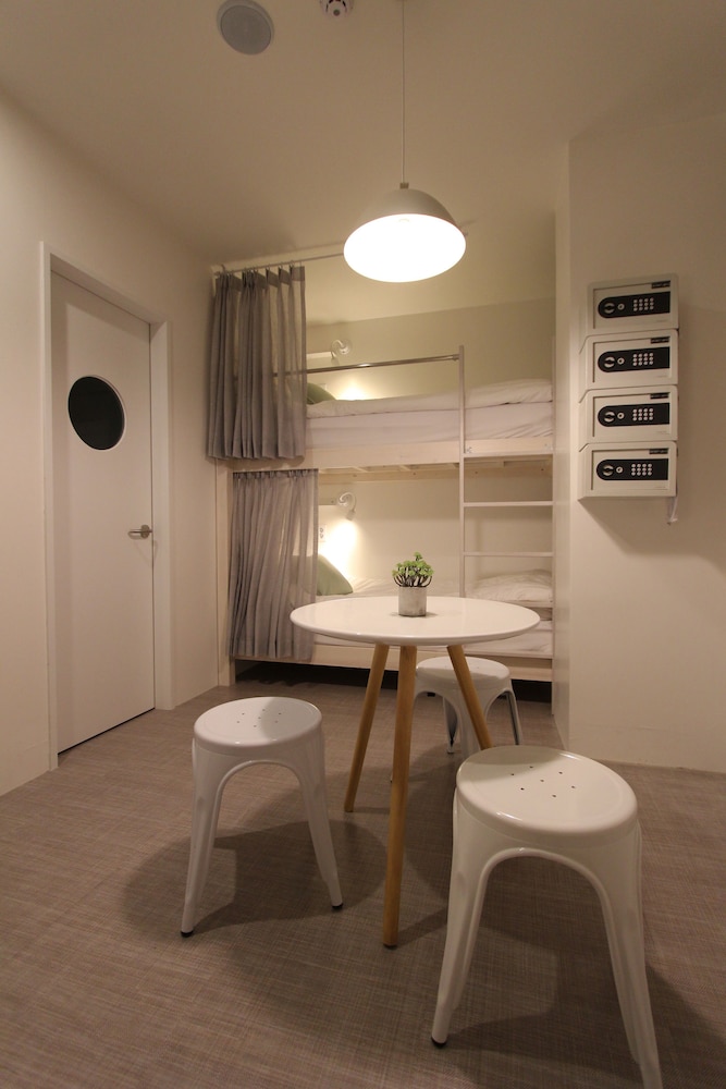 Hostel Haru 56/72