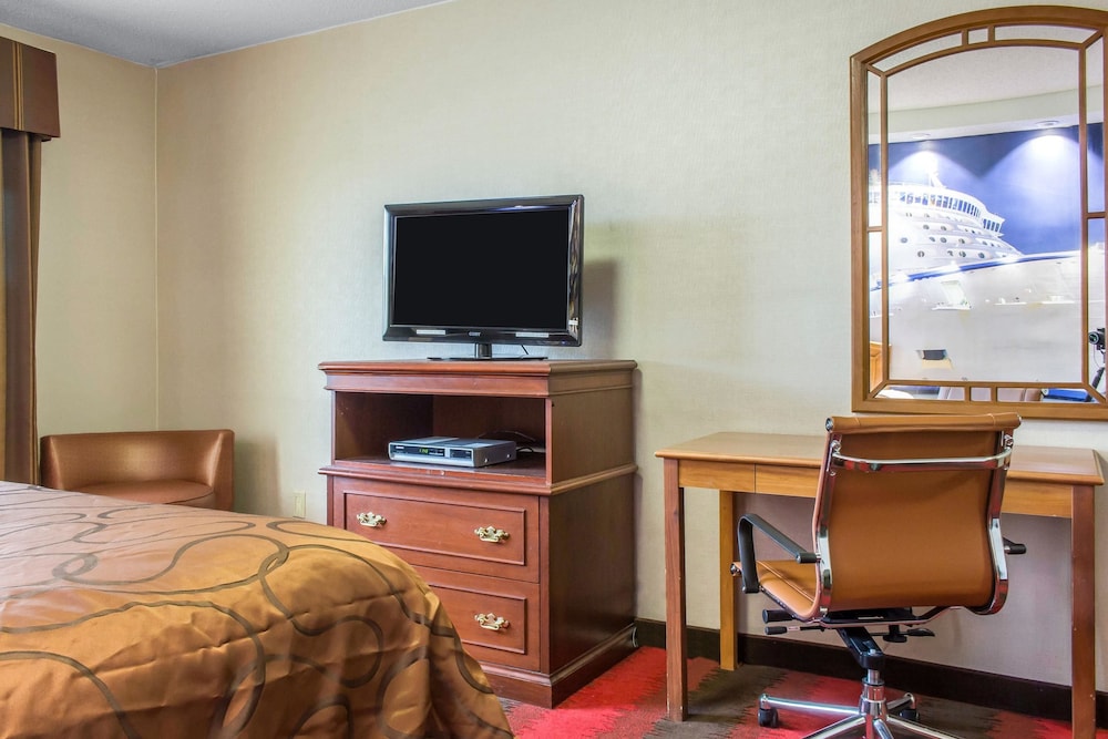 Rodeway Inn Capri 40/45