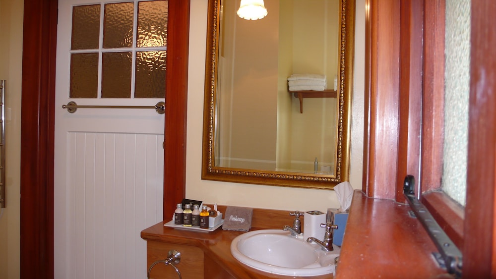 GUNYAH COUNTRY ESTATE 50/50