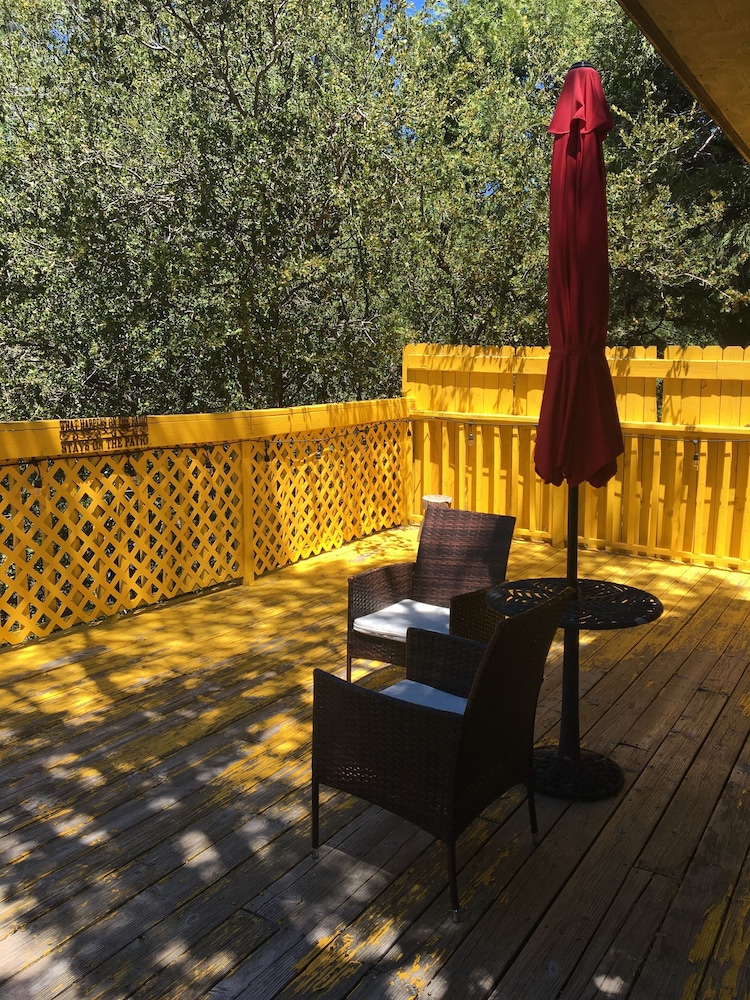 Idyllwild Bunkhouse 19/46