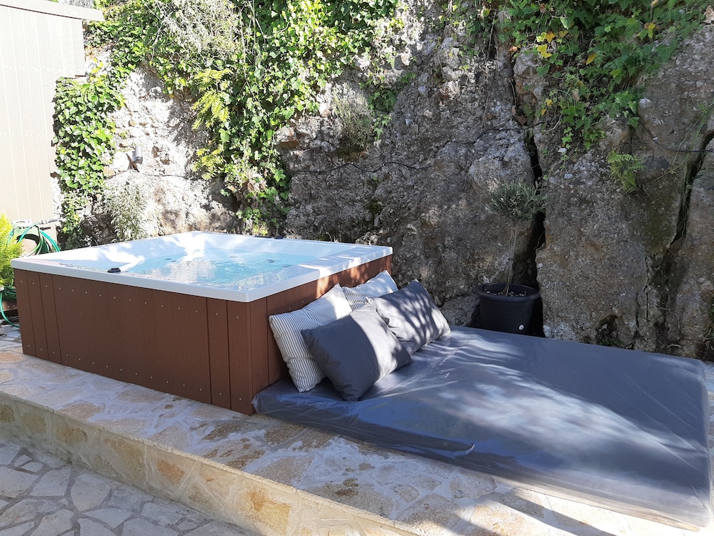 Paraskevi's Luxury Studios 25/46