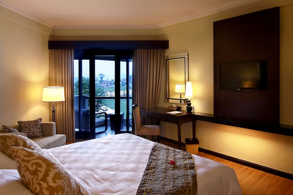 The Singhasari Resort 23/77