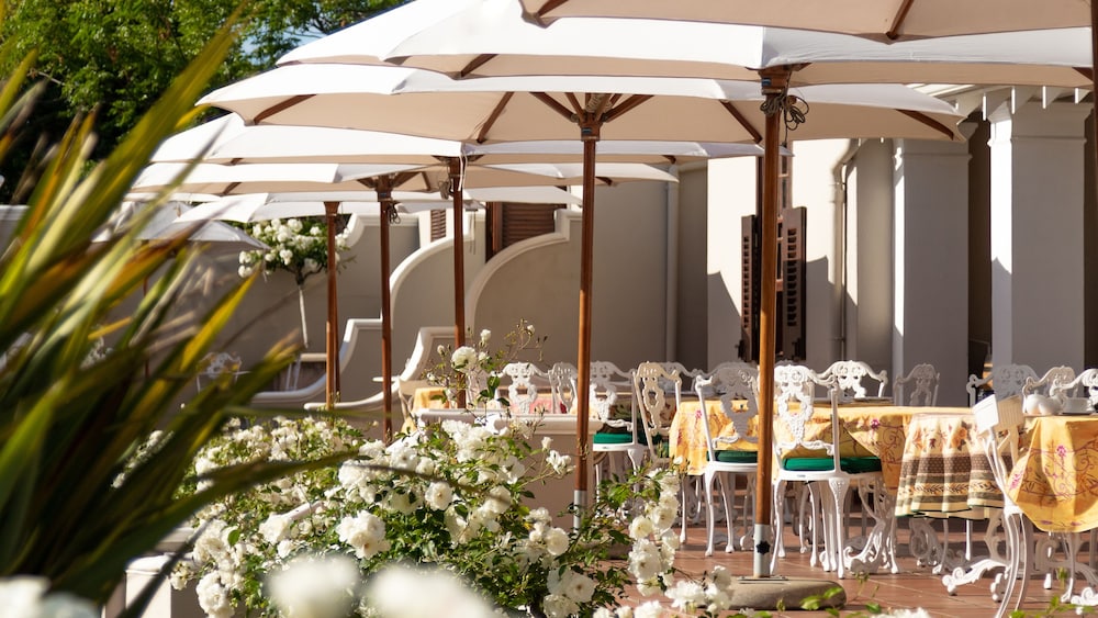 Glen Avon Lodge Boutique Hotel 33/34