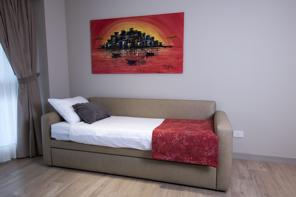 Arc Arenales Studios Suites 14/37