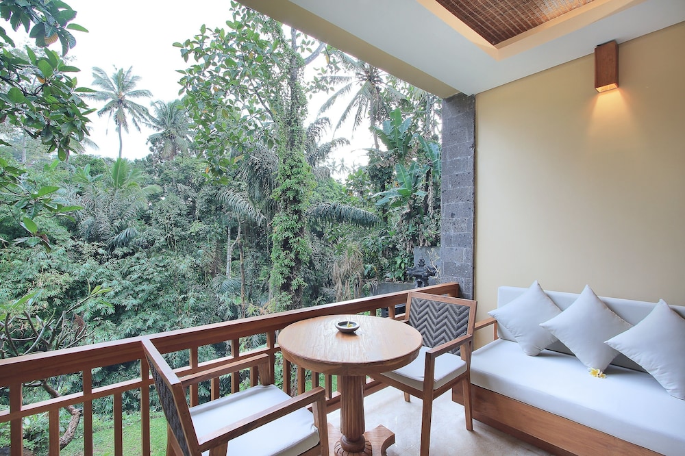 The Sankara Suites & Villas 49/73