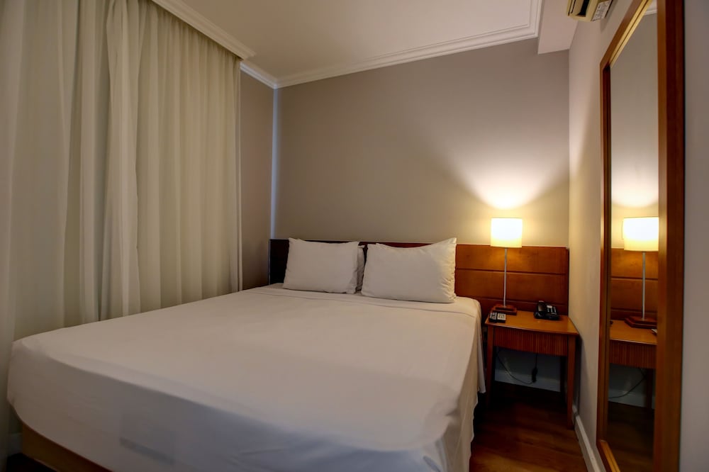 Roomo Bela Cintra Residencial 11/31