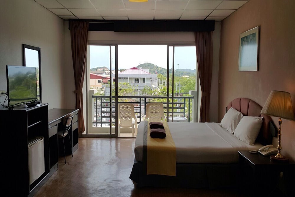 Orchid Residence 18/30