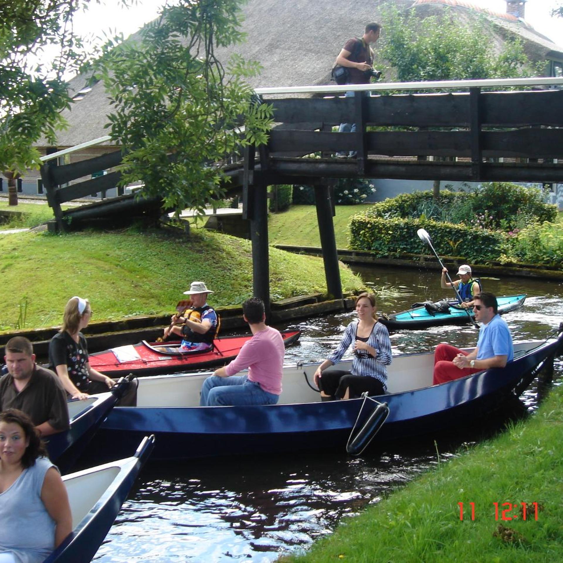 De Dames Van De Jonge Hotel 33/40