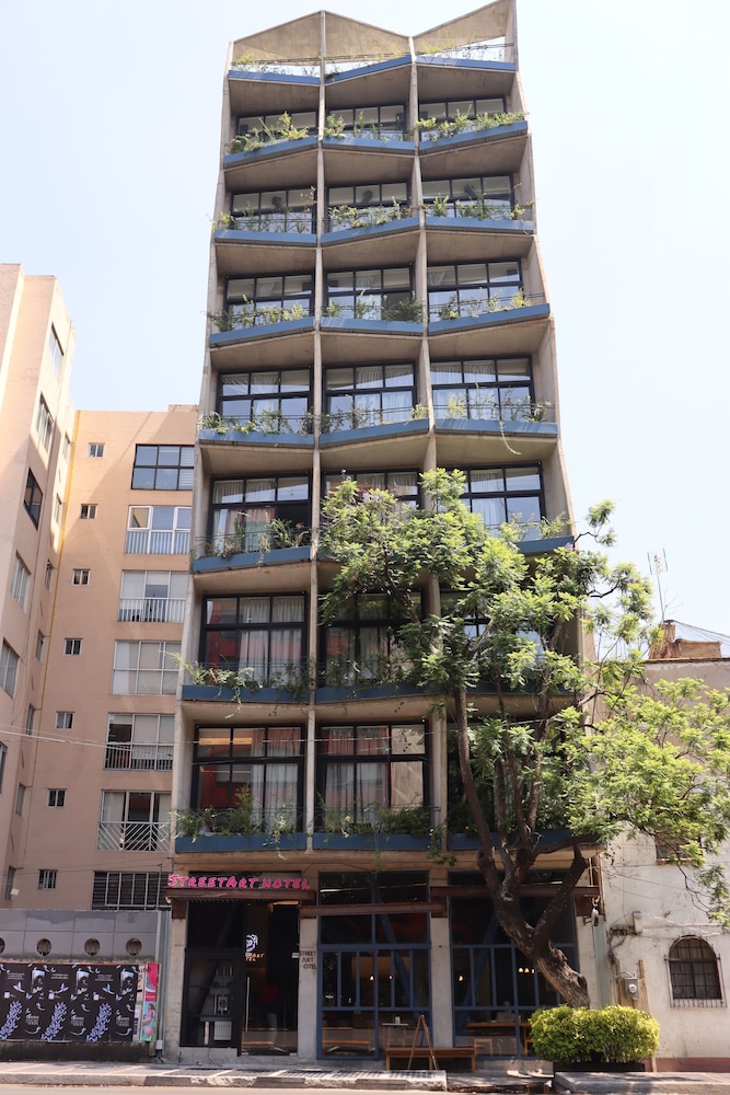 Street Art Hotel Roma in MEXICO CITY