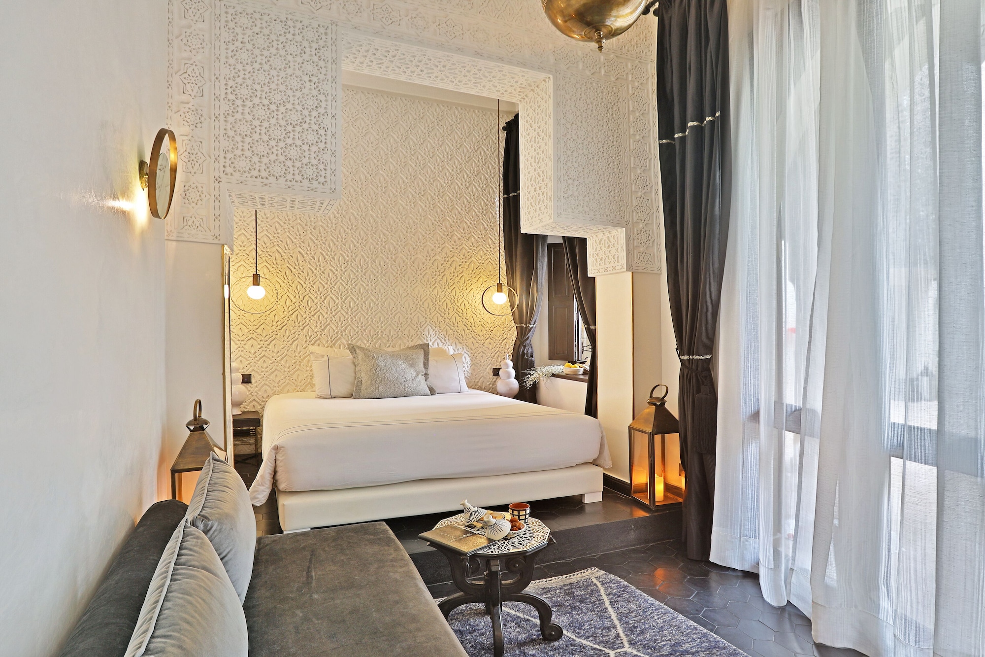 SUITE