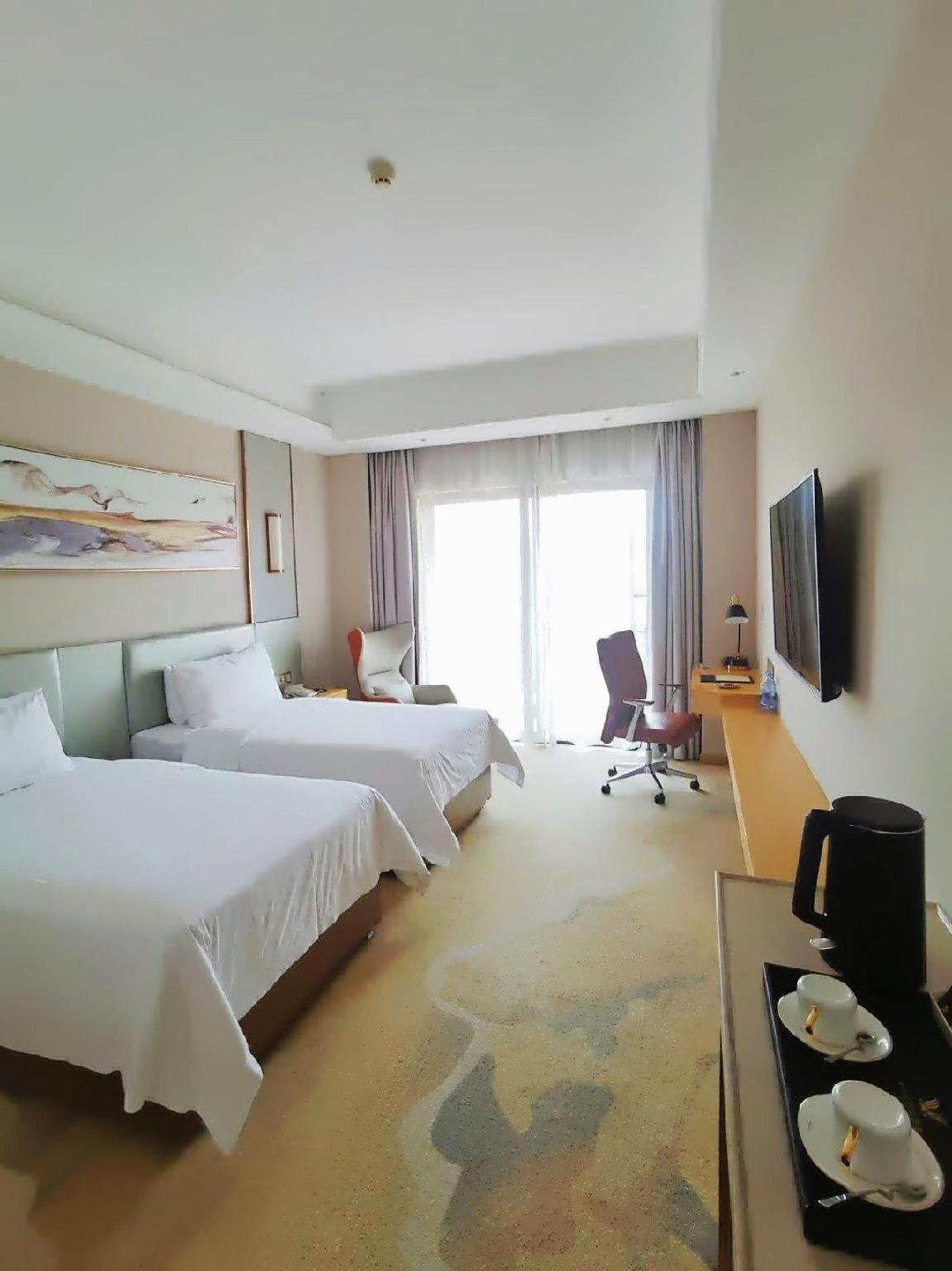 Vienna International Hotel (Zhongshan Lihe Plaza Xingzhong Road Store) 23/58