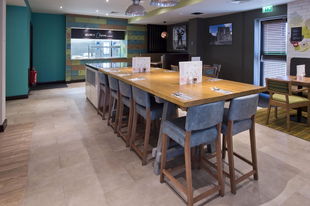 Premier Inn Monmouth 26/33