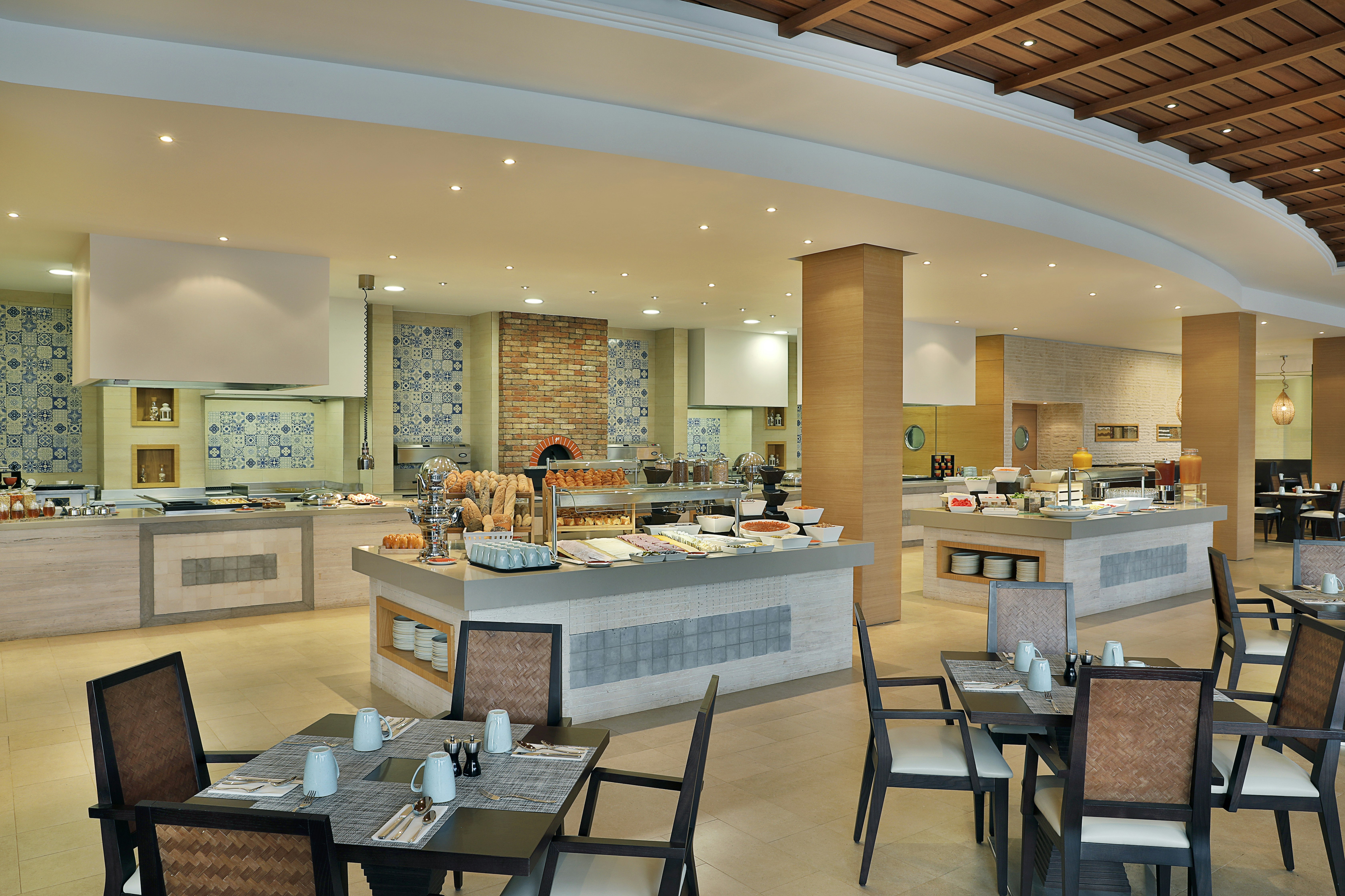 HILTON CABO VERDE SAL RESORT 62/81
