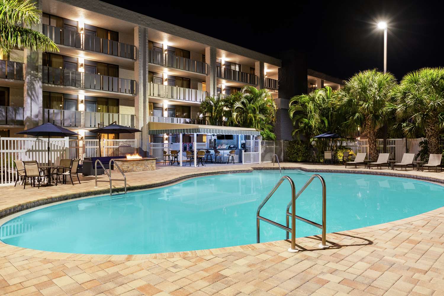 Spark by Hilton Sarasota Siesta Key Gateway in SARASOTA - FL