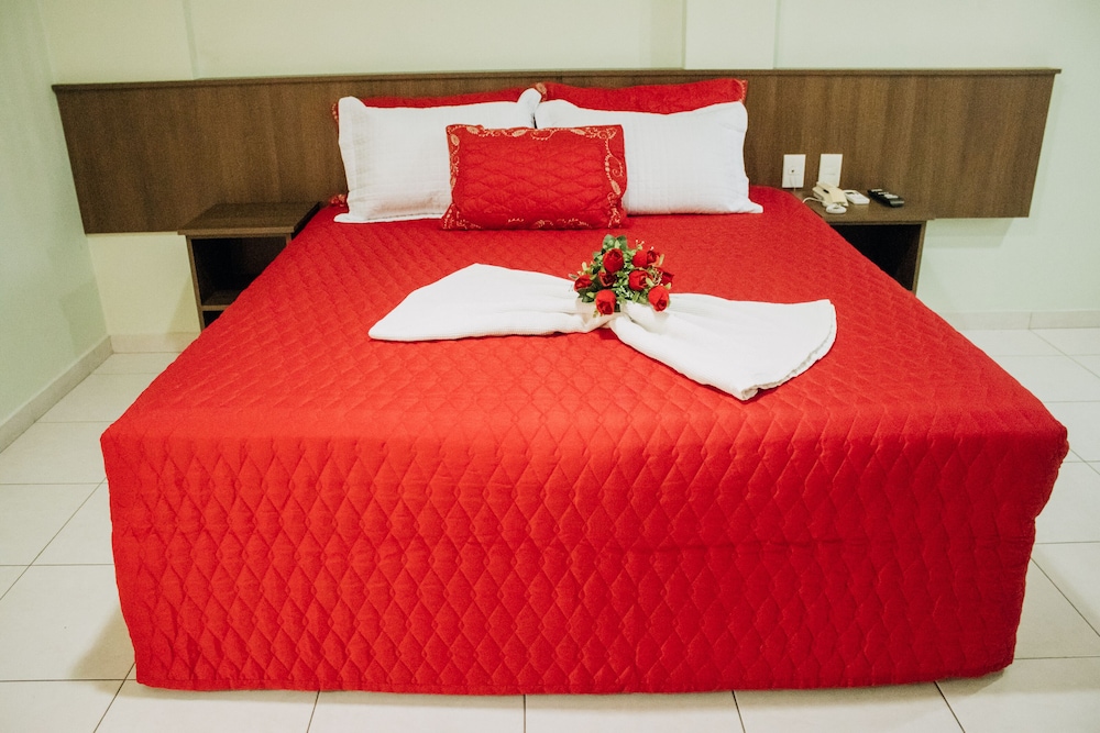 Trindade Plaza Hotel 10/29