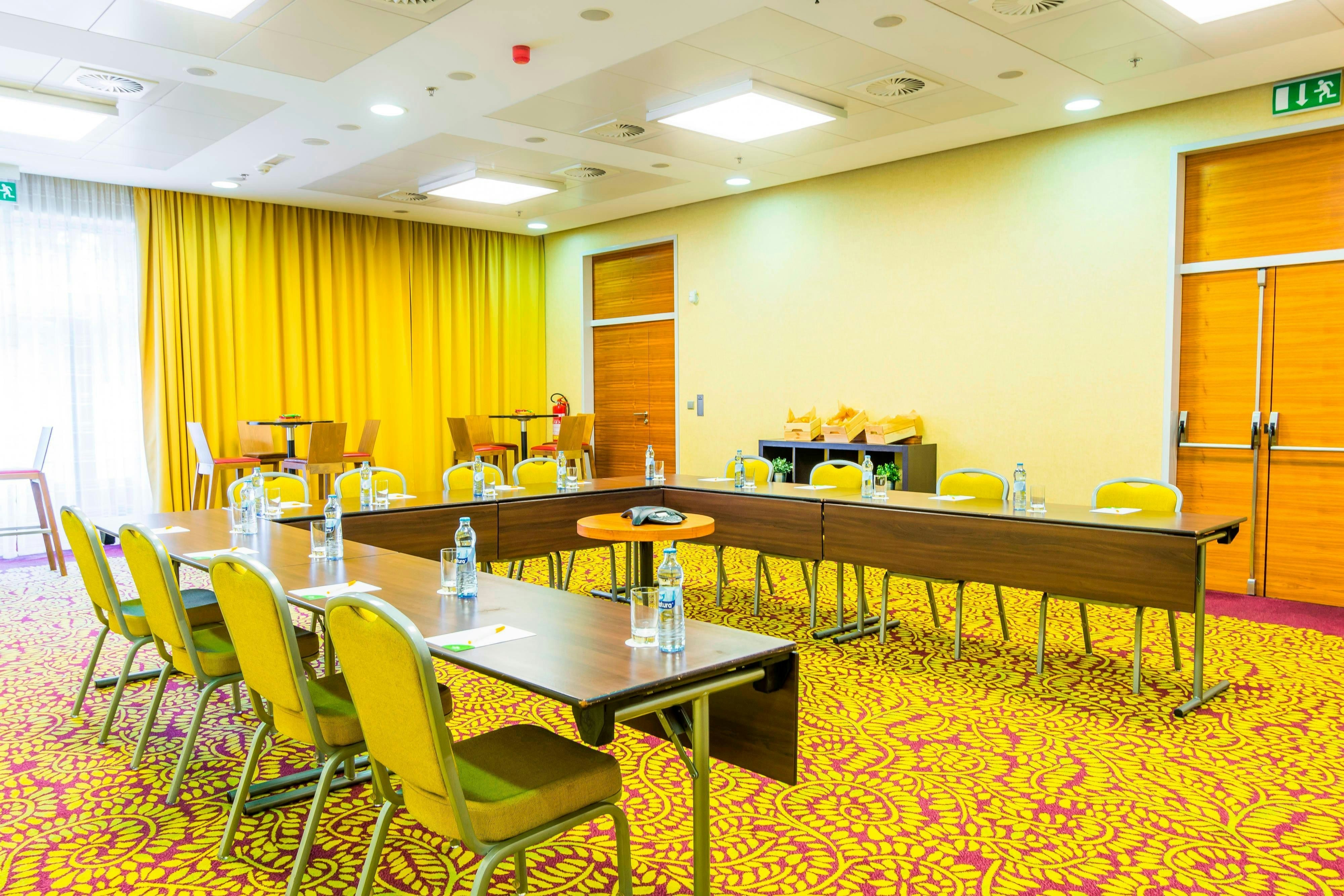 Courtyard By Marriott Pilsen 53/55
