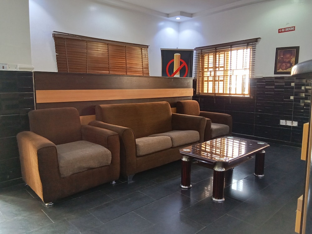 Degok Hotel 31/50