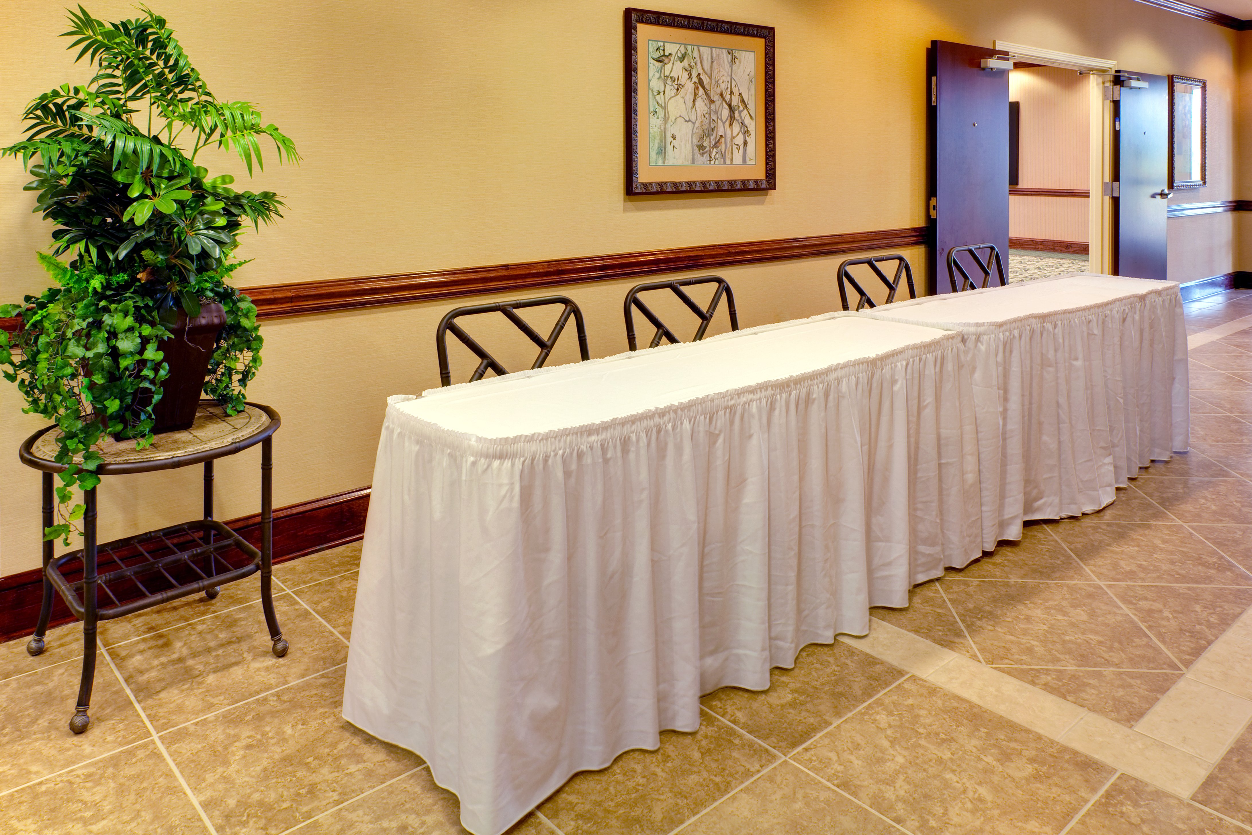 Holiday Inn Express Hotel & Suites Millington-Memphis Area 8/31