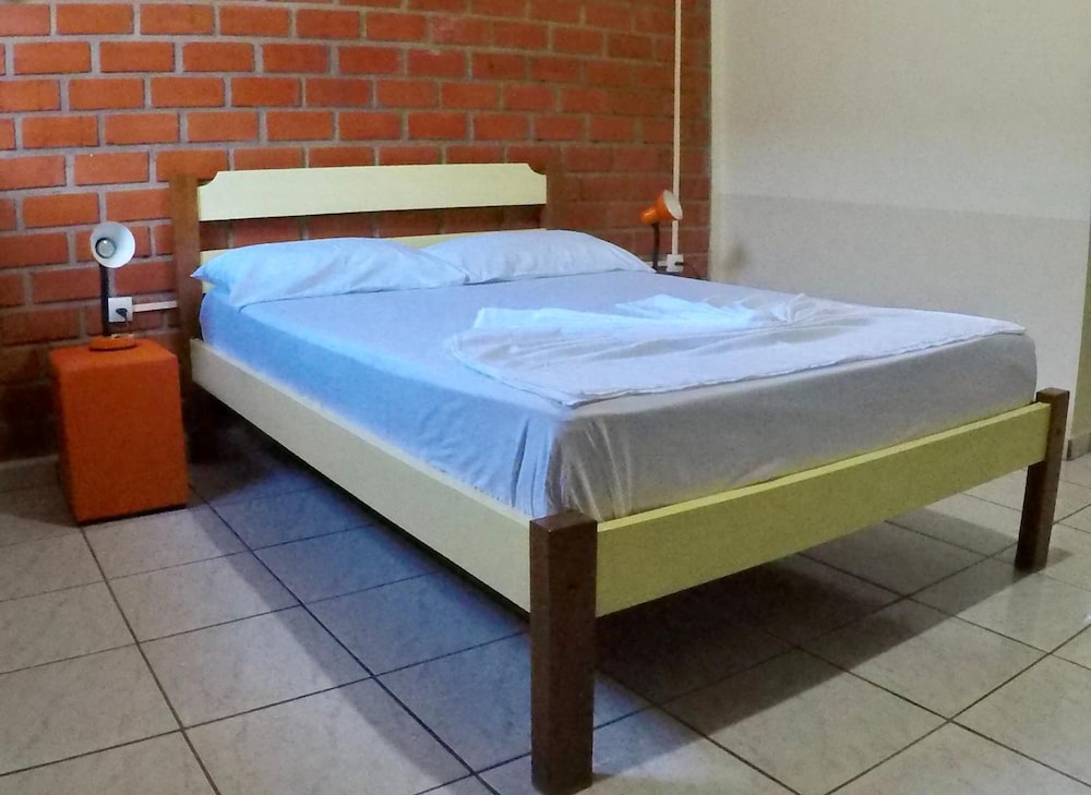 Bonito Hostel 8/50