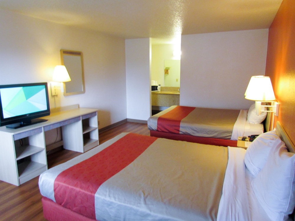 Motel6 Vancouver, WA 23/45