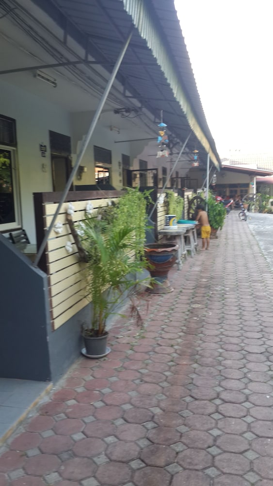 Nan Inn Bungalow 37/50