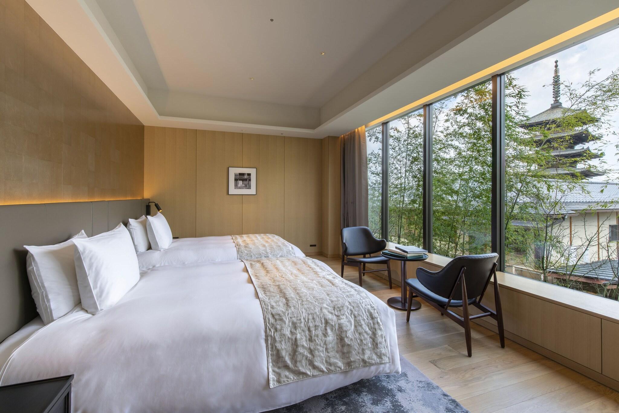 Superior, 2 Double Beds, Lounge Access