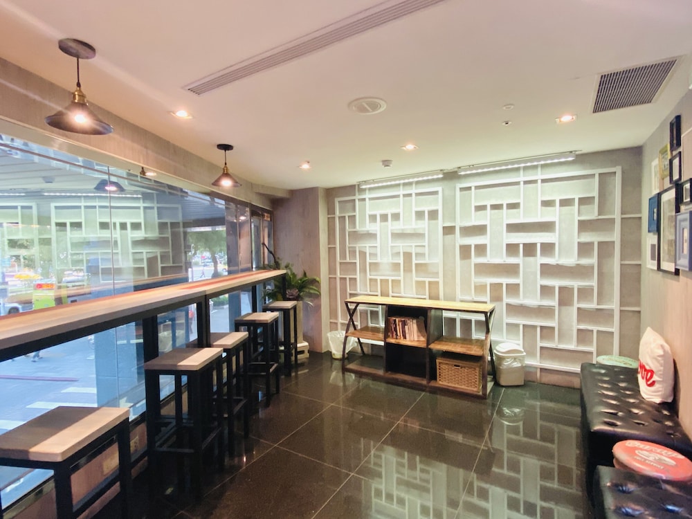 Burgary Hotel 38/50