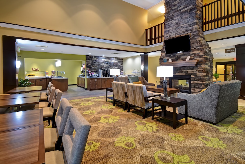 Staybridge Suites Grand Rapids-Kentwood 50/58