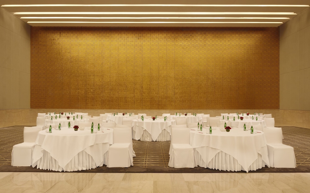 Trident Hyderabad 43/54