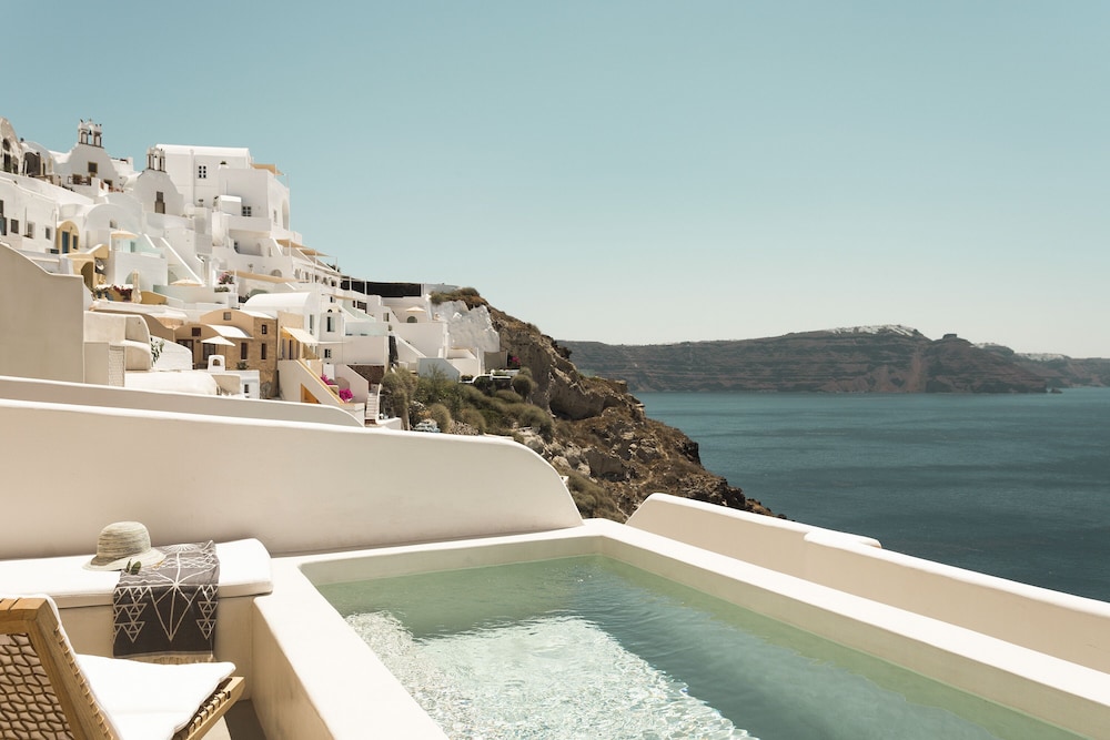 Armenaki Santorini 43/50