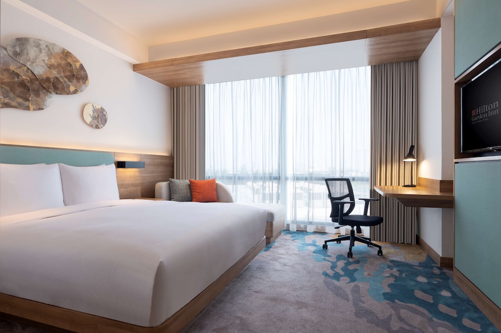 Hilton Garden Inn Jakarta Taman Palem 23/63