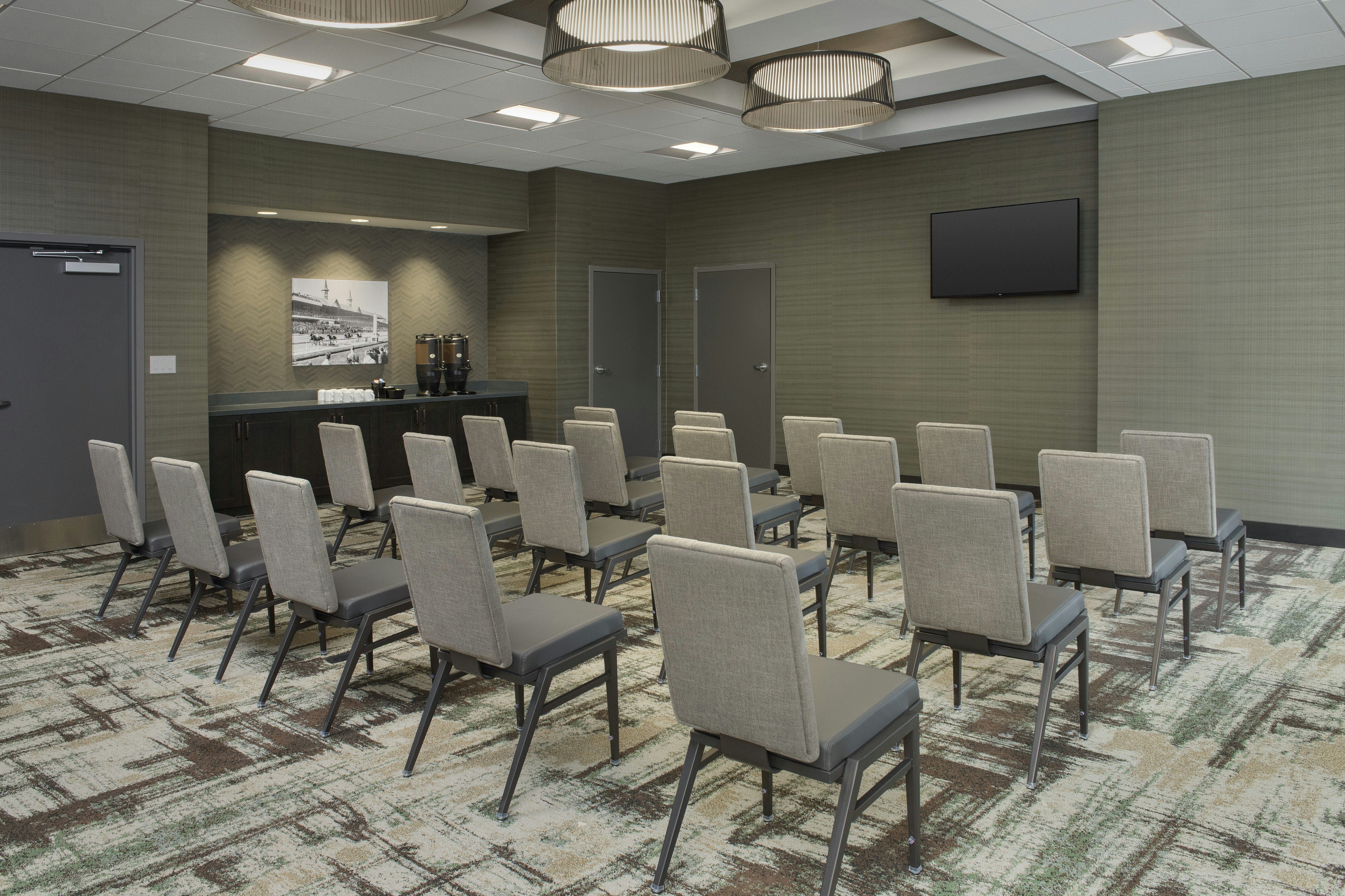 Homewood Suites by Hilton Louisville Airport 29/38