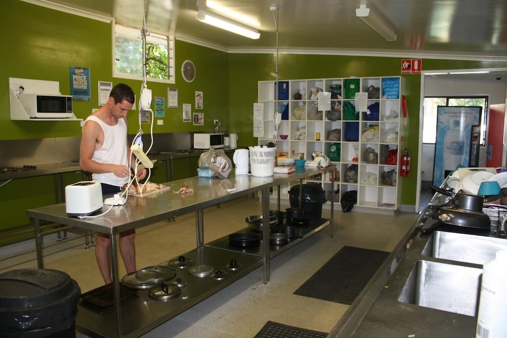 Nomads Airlie Beach - Adults Only 55/66