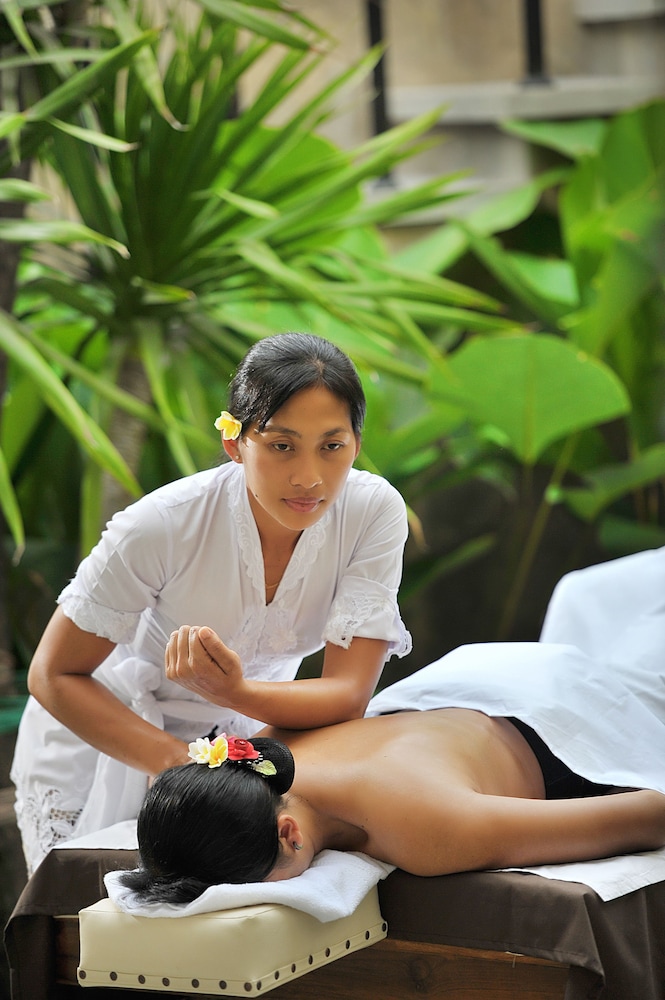 Mahagiri Villa And Spa Dreamland 35/71