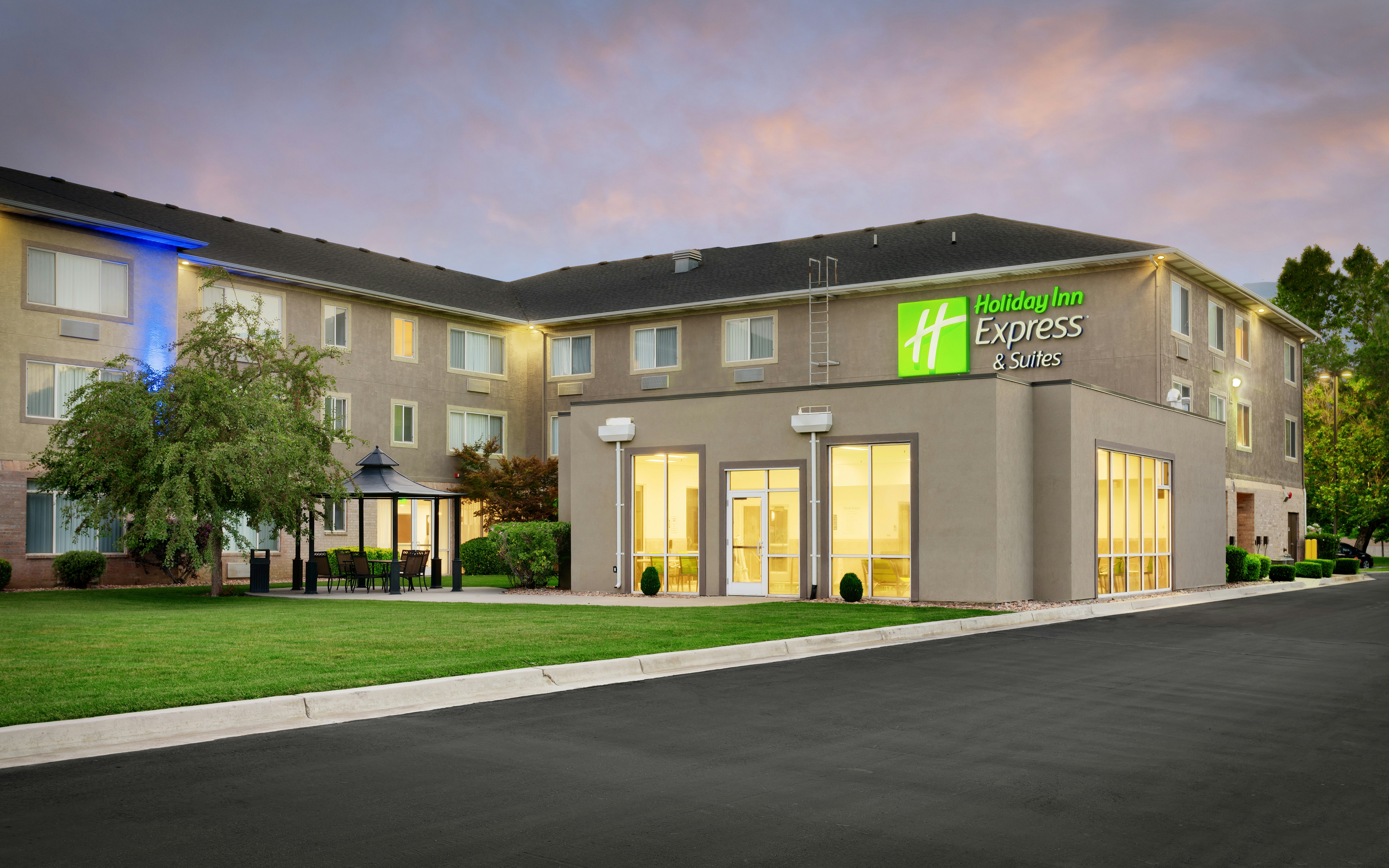 Holiday Inn Express Hotel And Suites American Fork North Provo 70/73