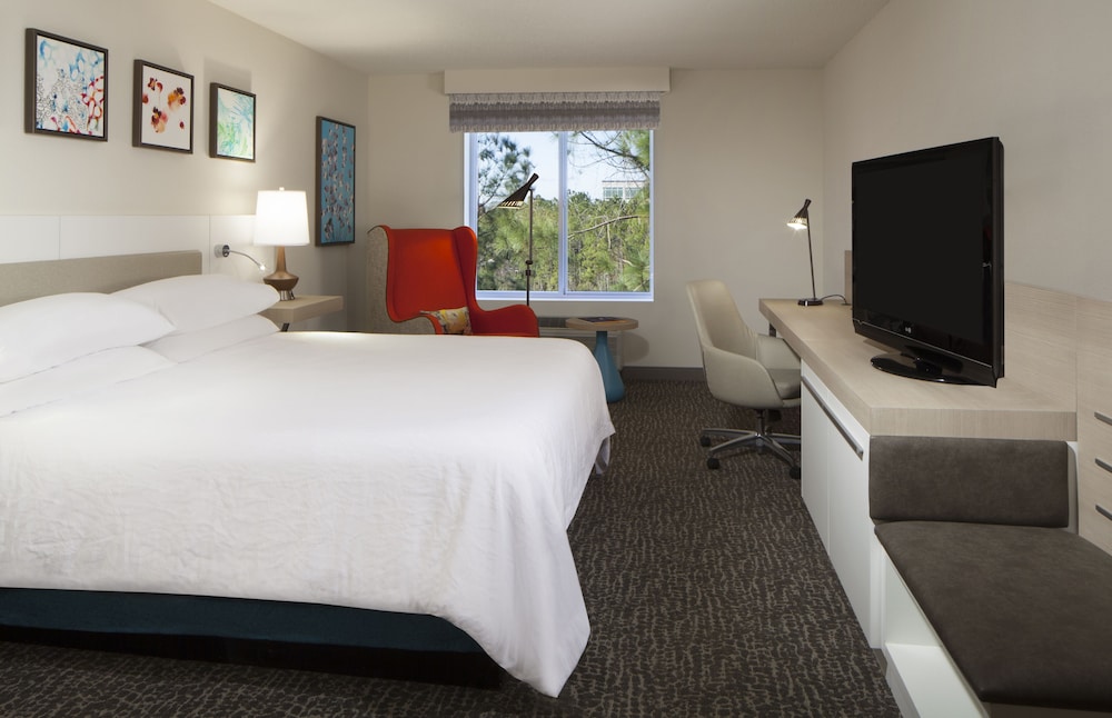 Hilton Garden Inn Jacksonville JTB/Deerwood Park 24/64