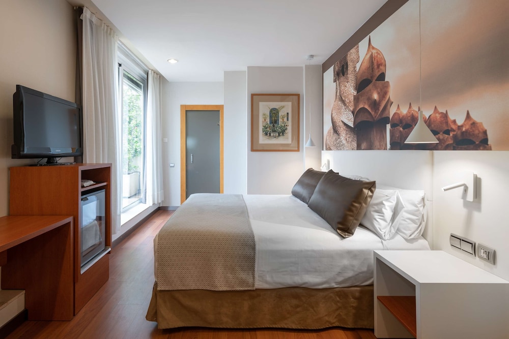 Hotel Catalonia Gracia 19/74