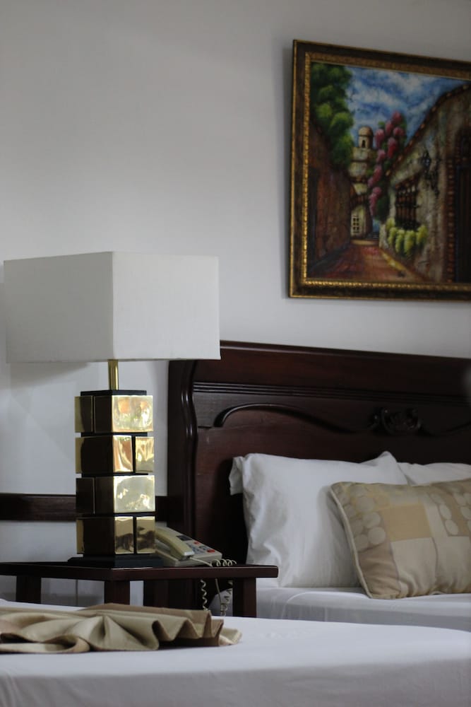 Hotel Platino 40/67