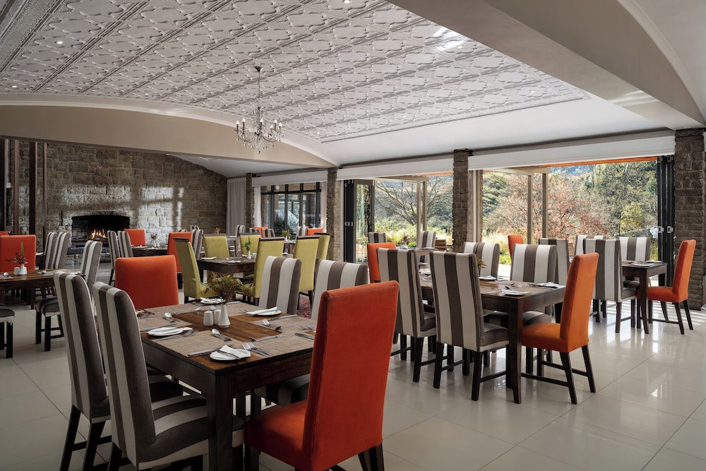 PREMIER RESORT SANI PASS 53/71