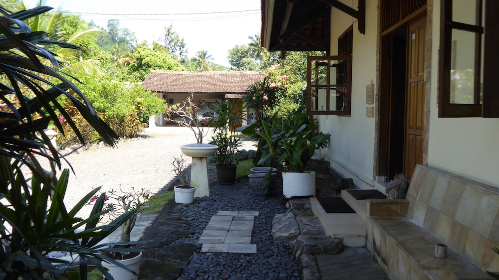 Rumah Kita 9/65
