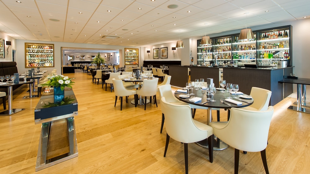The Park Hotel 28/31