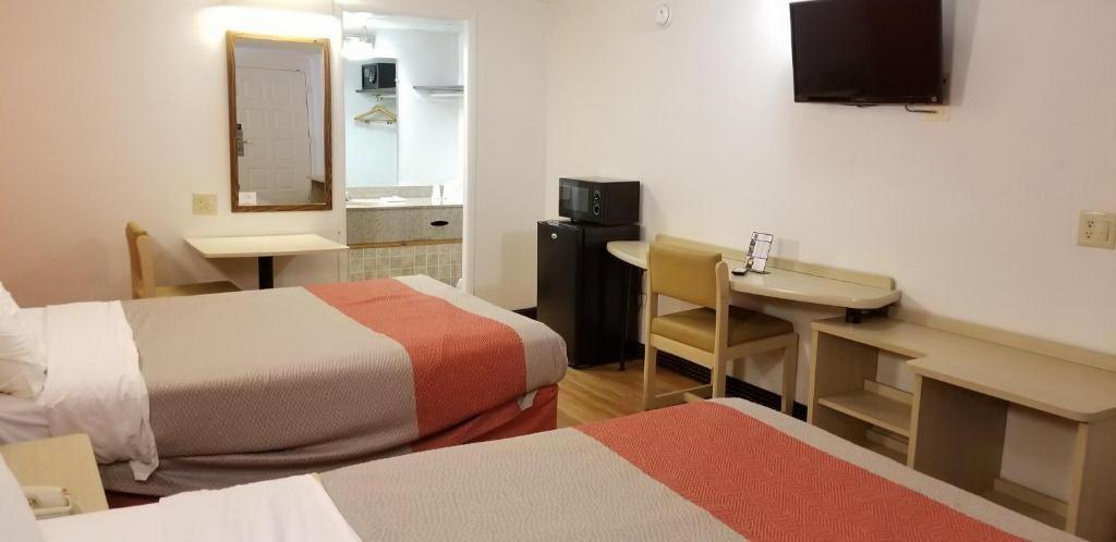 Room, 2 Double Beds
