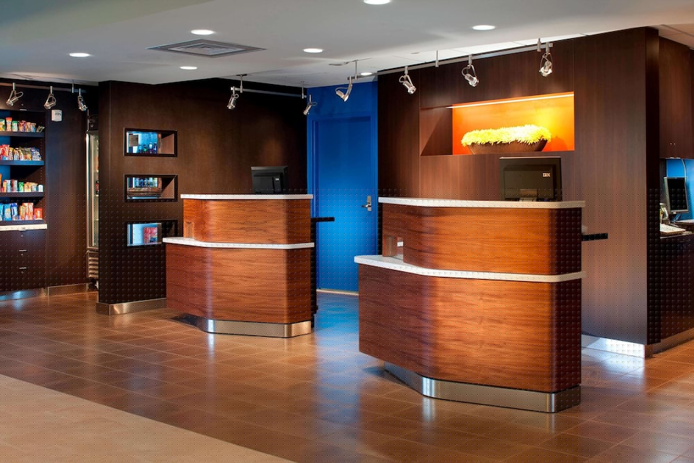 Sonesta Select Miami Lakes 5/42