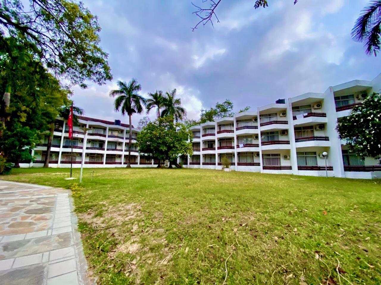 Kenya Bay Beach Hotel 20/46