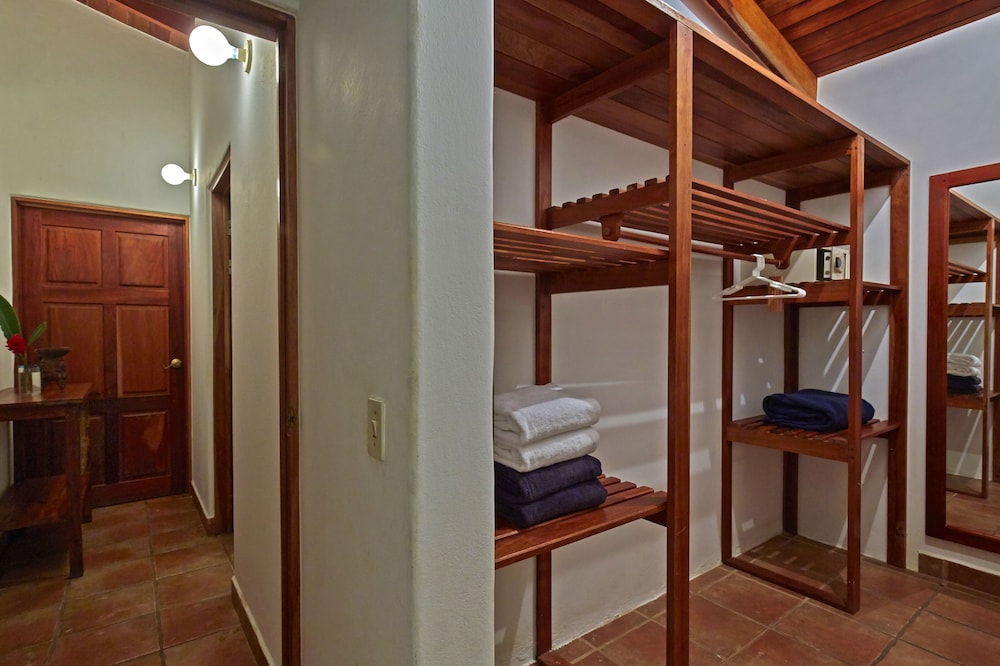 Living Hotel 60/60