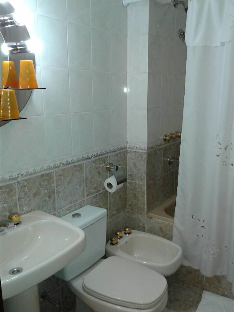 Apart Hotel Libertador 25/29