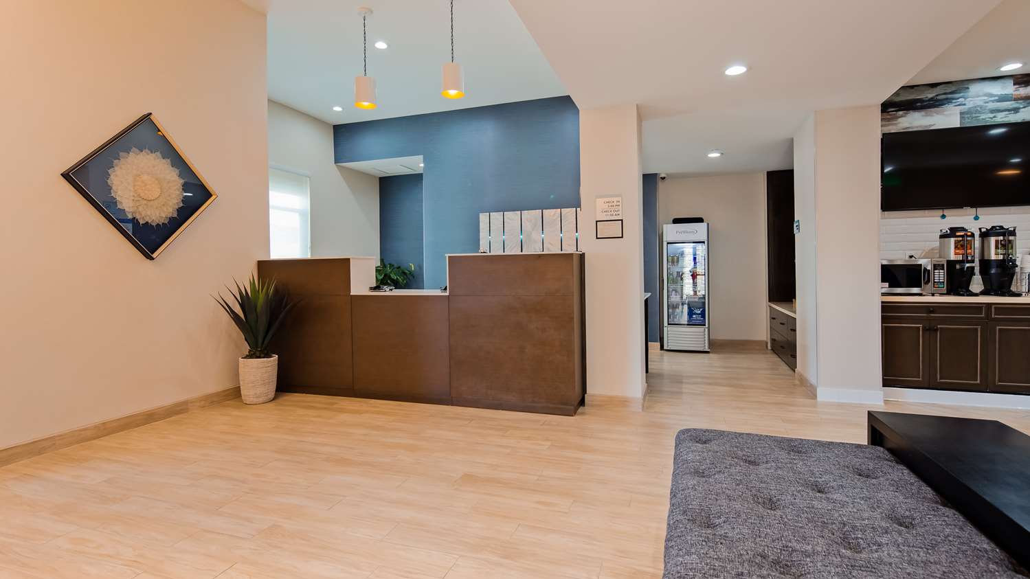 Best Western Plus New Barstow Inn & Suites 5/34