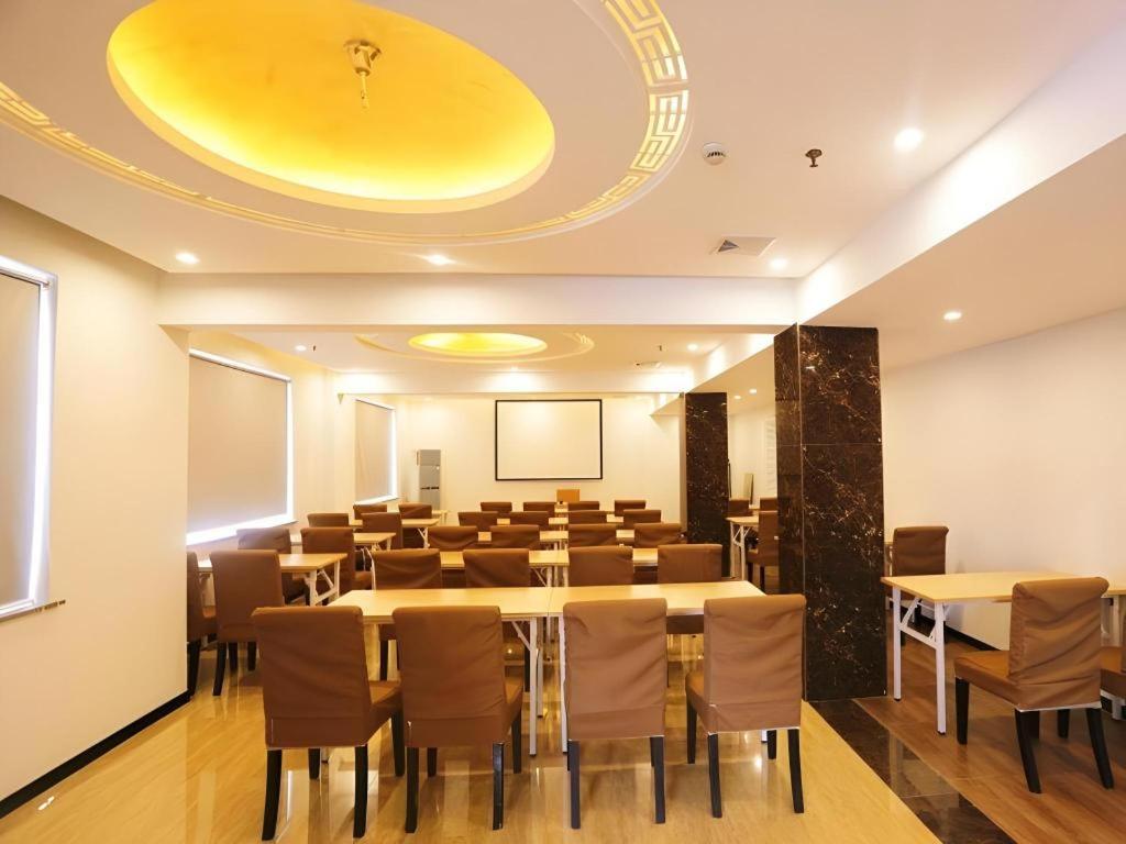 Greentree Inn Hangzhou Linan Wanma Road Express Hotel 37/42