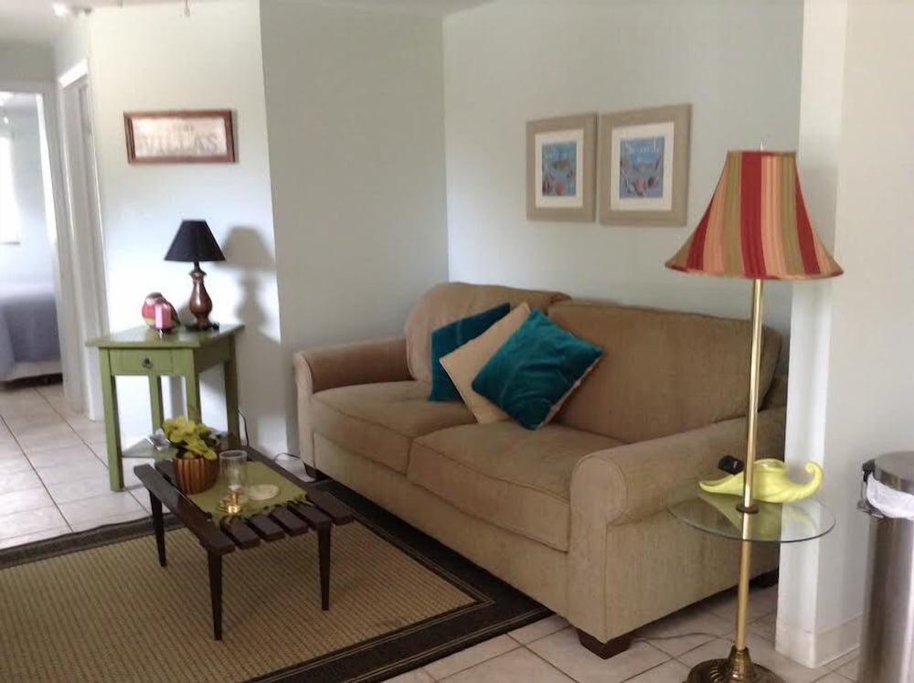 Paradise Cove at Lemon Bay 42/71