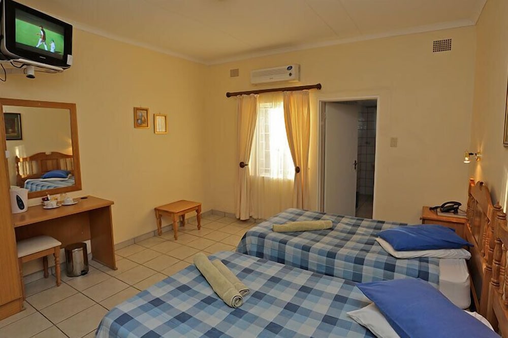 Schuetzenhaus Guesthouse 15/36